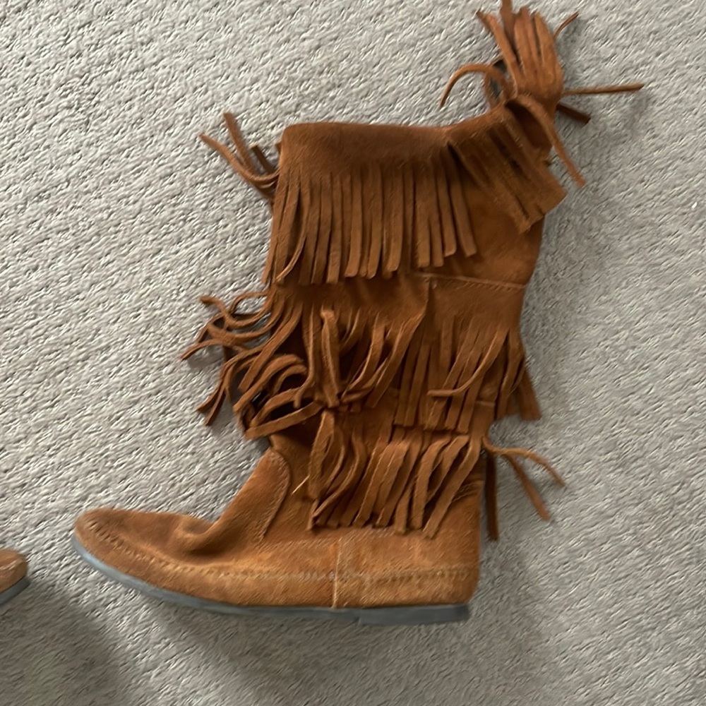 Minnetonka Moccasin Boots
